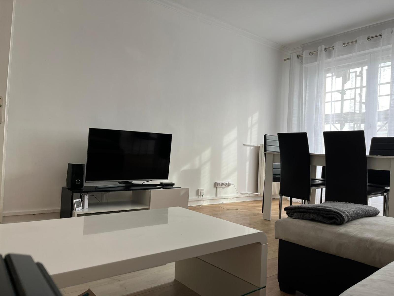 Appartement Elegant 3 Pieces Proche Paris La Defense à Bezons Extérieur photo