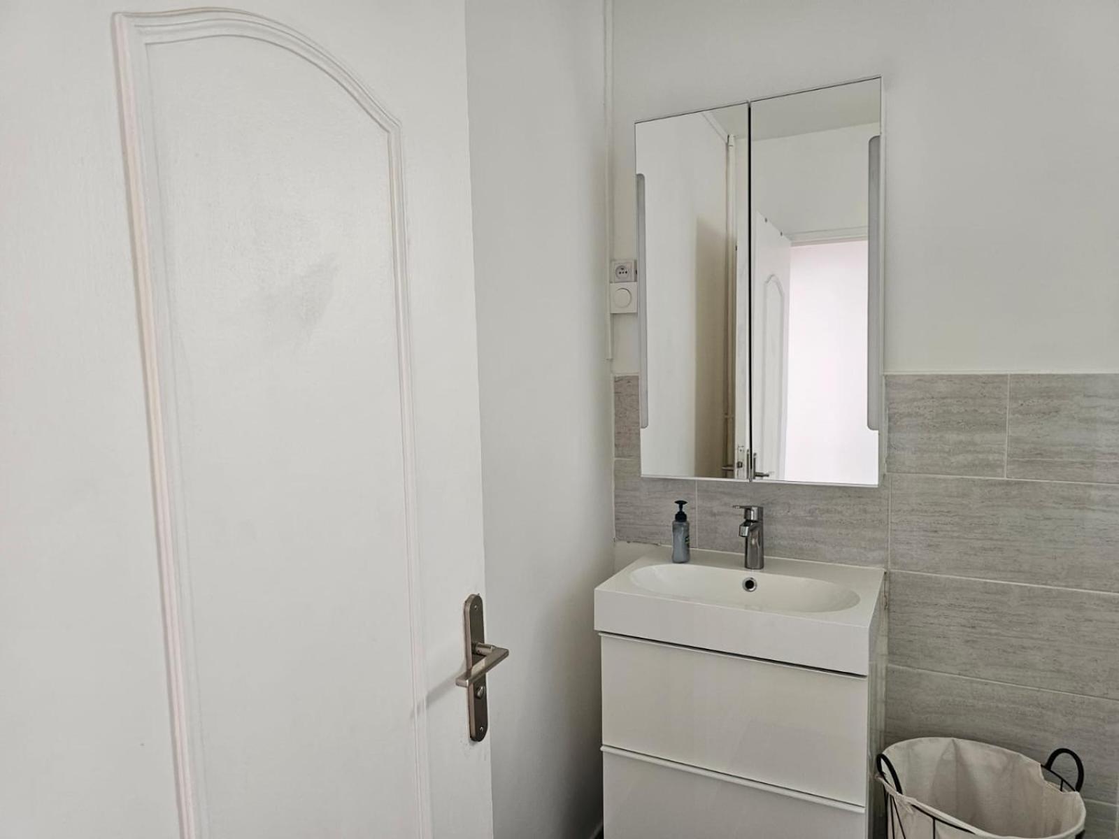 Appartement Elegant 3 Pieces Proche Paris La Defense à Bezons Extérieur photo